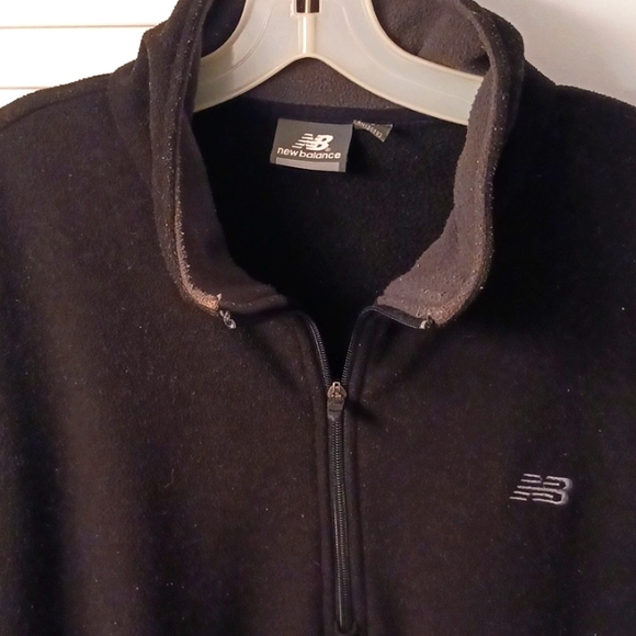 New Balance fleece pullover large - Picture 2 of 3
